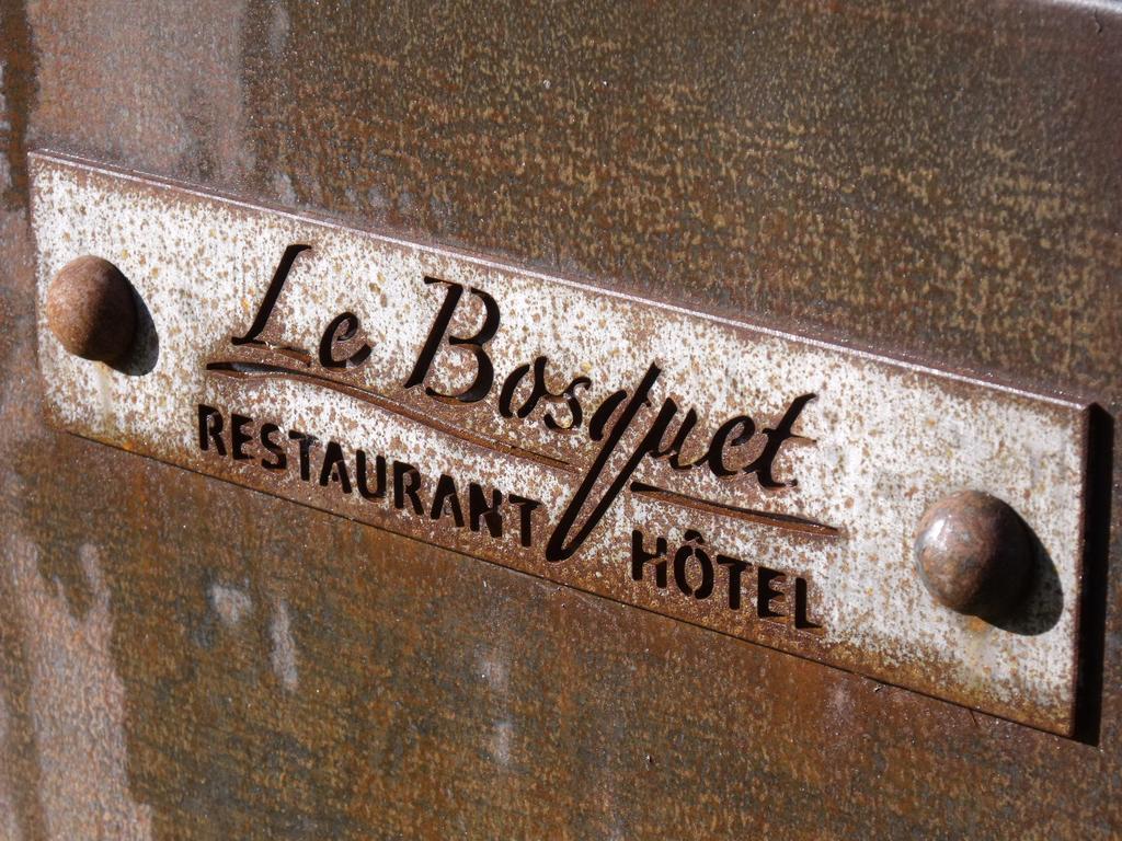 Hotel Restaurant Le Bosquet เลส์-ปองต์-เดอ-เซ ภายนอก รูปภาพ